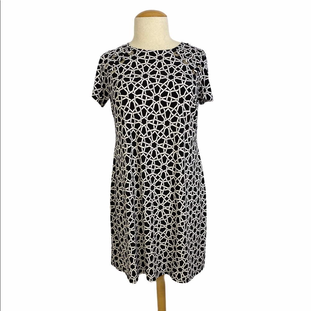 MSK 1X Black White Geometric Short Sleeve Dress